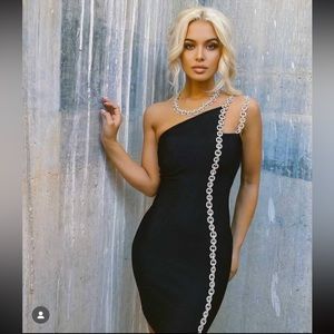 Black party dress with jewerly